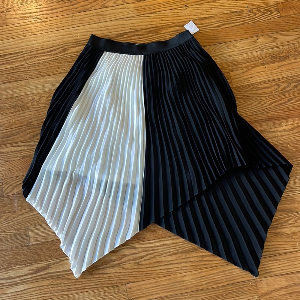 BP mid length skirt